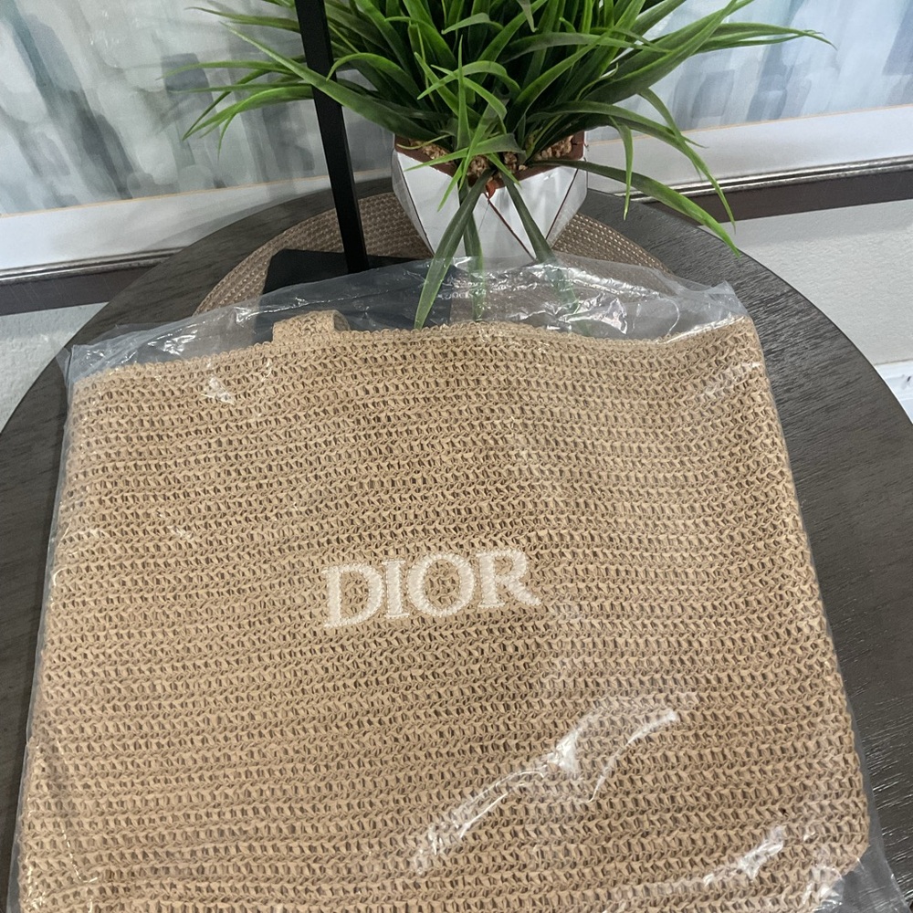 Raffia Large Woven Tote Bag - Picture 6 of 6